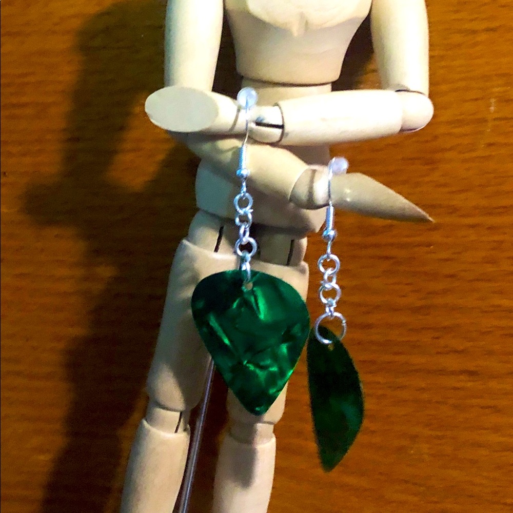 Green Guitar pick earrings-dangle earrings-music
